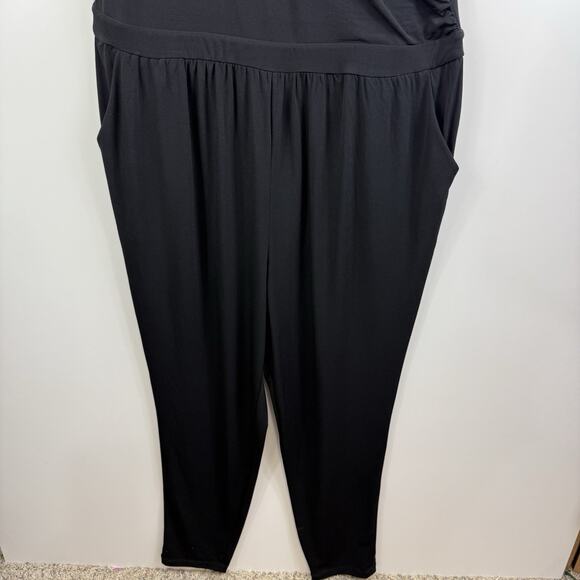 Torrid New Black Jumpsuit 2X V Neck Sleeveless Stretch Minimalist Classic Gothic - Picture 3 of 11